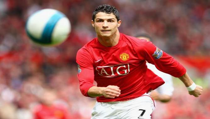 VIDEO: Hattrick kiến tạo của C. Ronaldo khi còn ở Manchester United